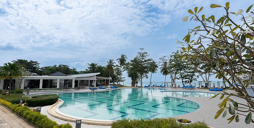 Best Sunset Scenery On Yao Yai Island