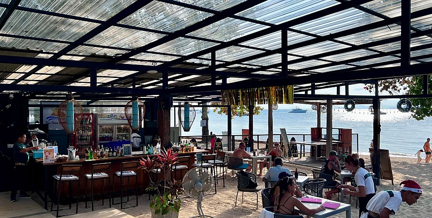 Blue Ocean Beach Bar