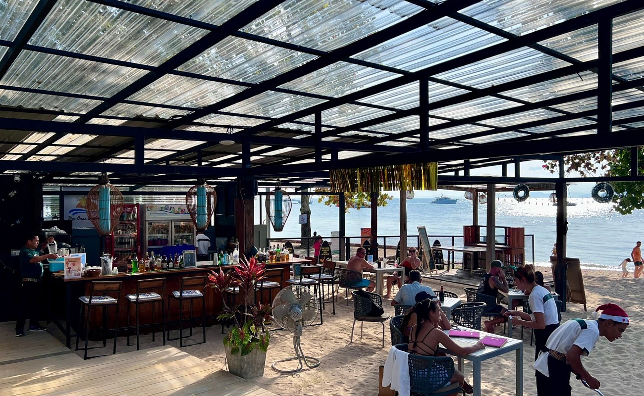 Blue Ocean Beach Bar