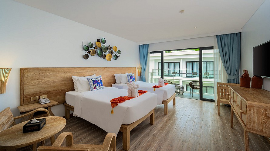 Grand Deluxe Room (Double/Twin Bed)