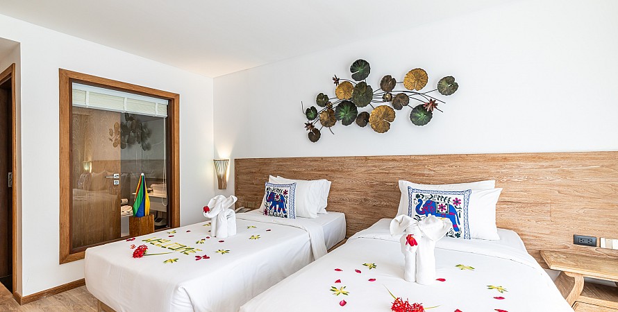 Grand Deluxe Room (Double/Twin Bed)