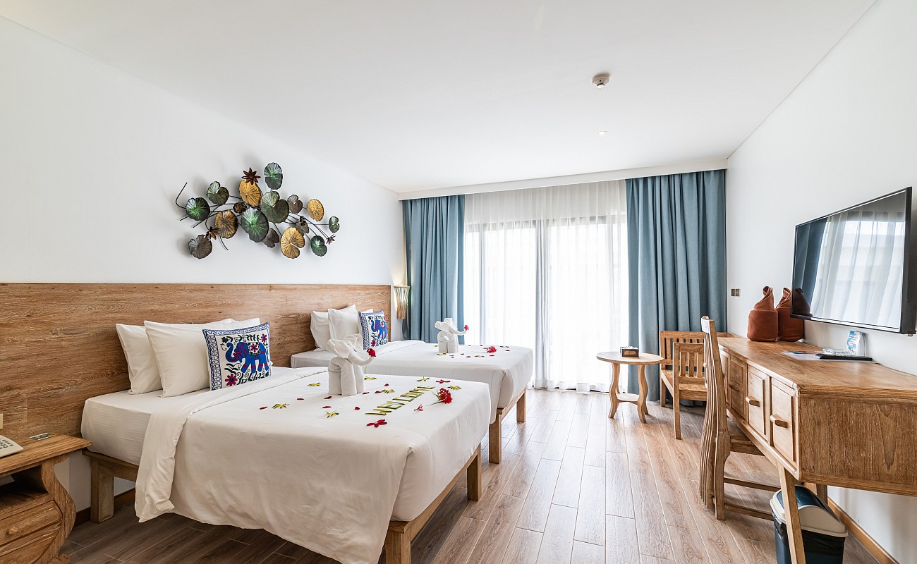 Grand Deluxe Room (Double/Twin Bed)
