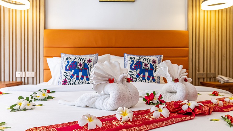 Grand Deluxe Room (Double/Twin Bed)