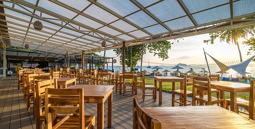Blue Ocean Beach Bar