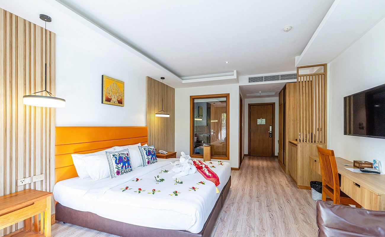 Grand Deluxe Room (Double/Twin Bed)