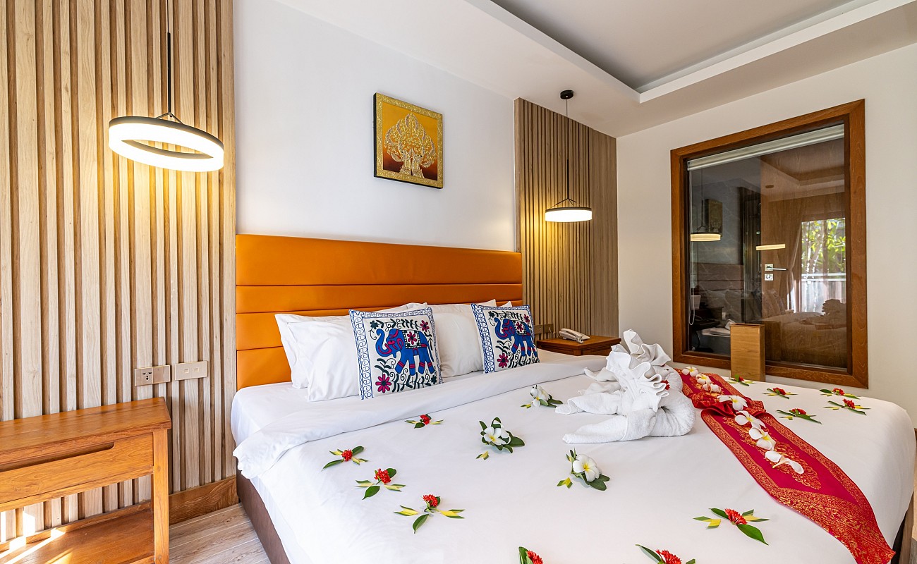 Grand Deluxe Room (Double/Twin Bed)