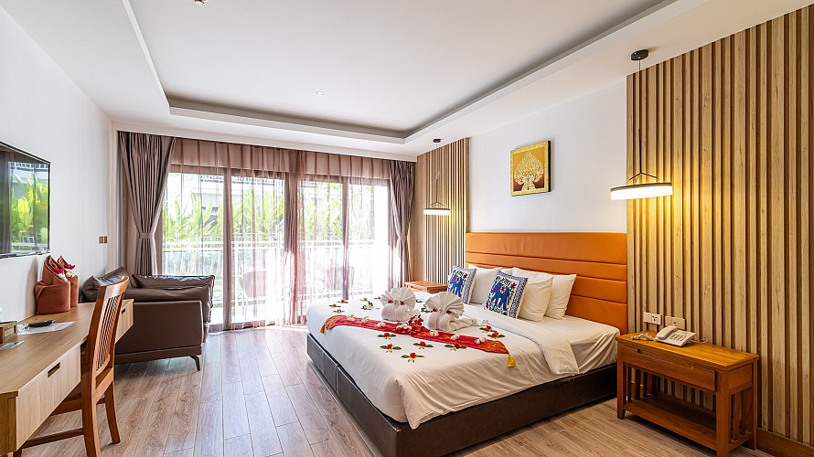 Grand Deluxe Room (Double/Twin Bed)